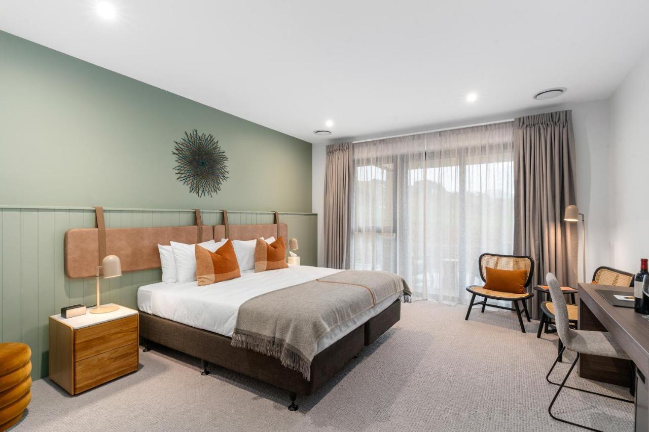 Farm stay Te Karaka *