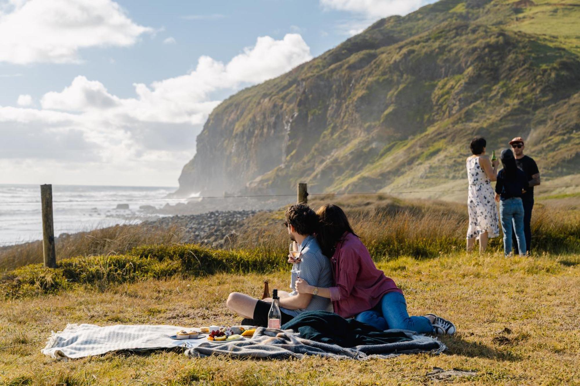 Te Karaka Port Waikato